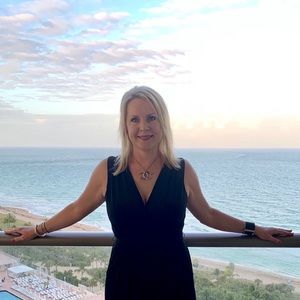 Meet your Posher, Marcia